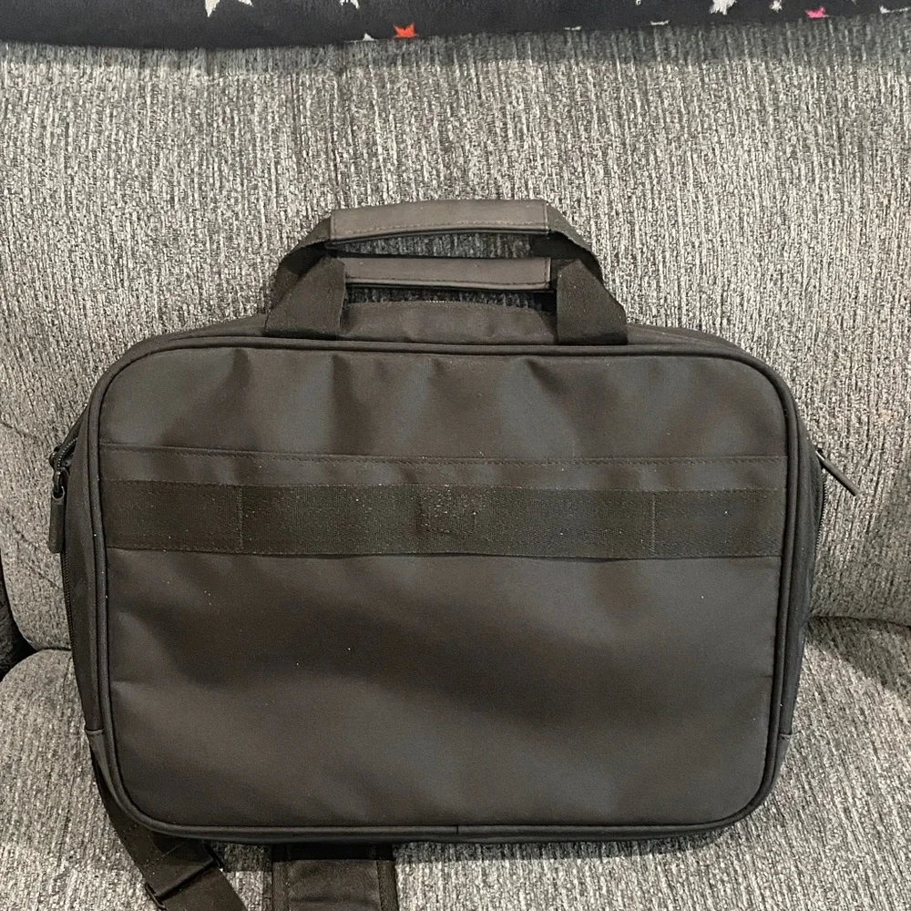 Dell Black Laptop Messenger Bag with Blue Zipper Accent - Picture 2 of 5